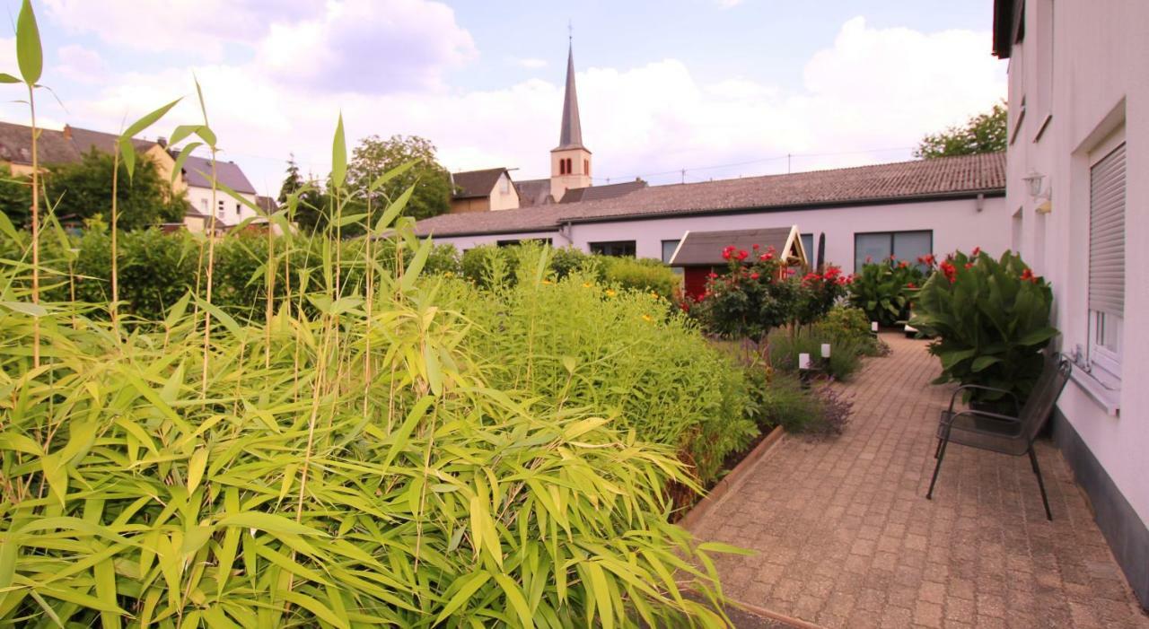 Ferienwohnung Gästehaus Kön Zeltingen-Rachtig Exterior foto